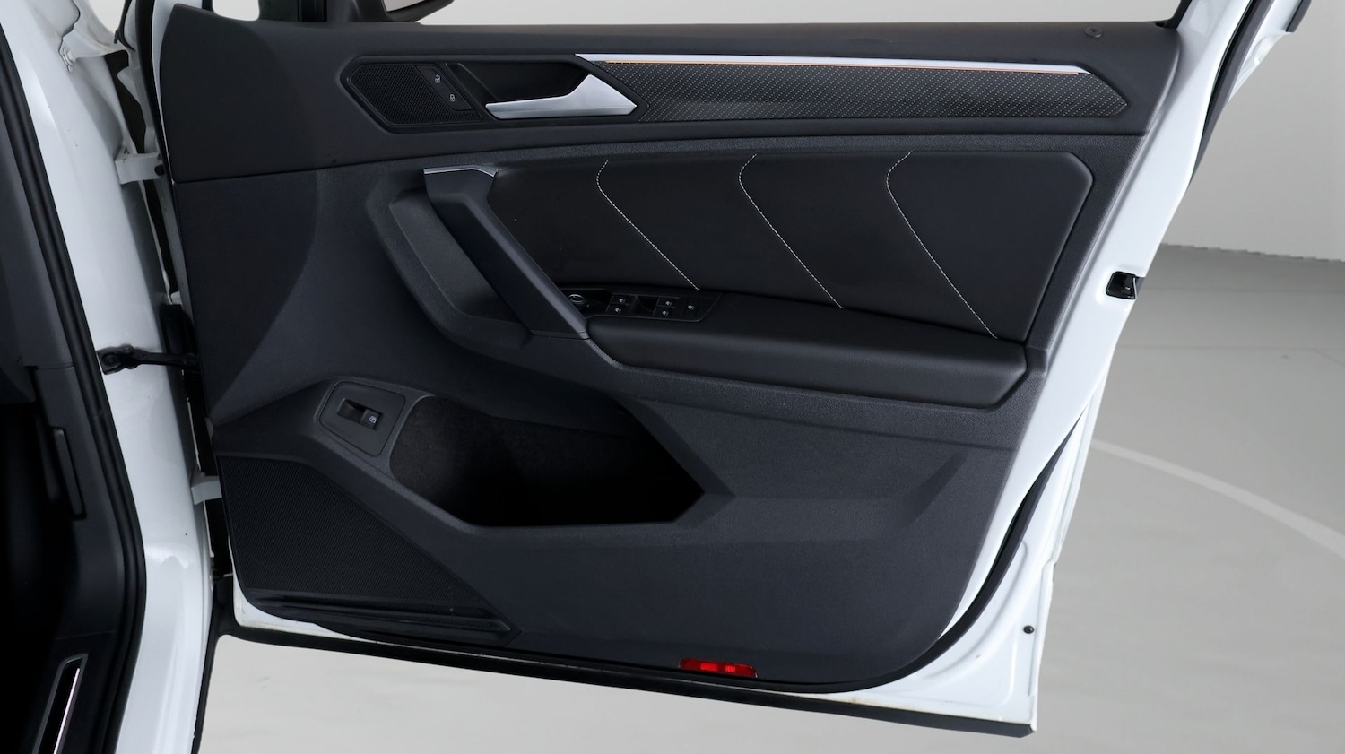 Used Volkswagen Tiguan for sale - 77749716: Photo 14