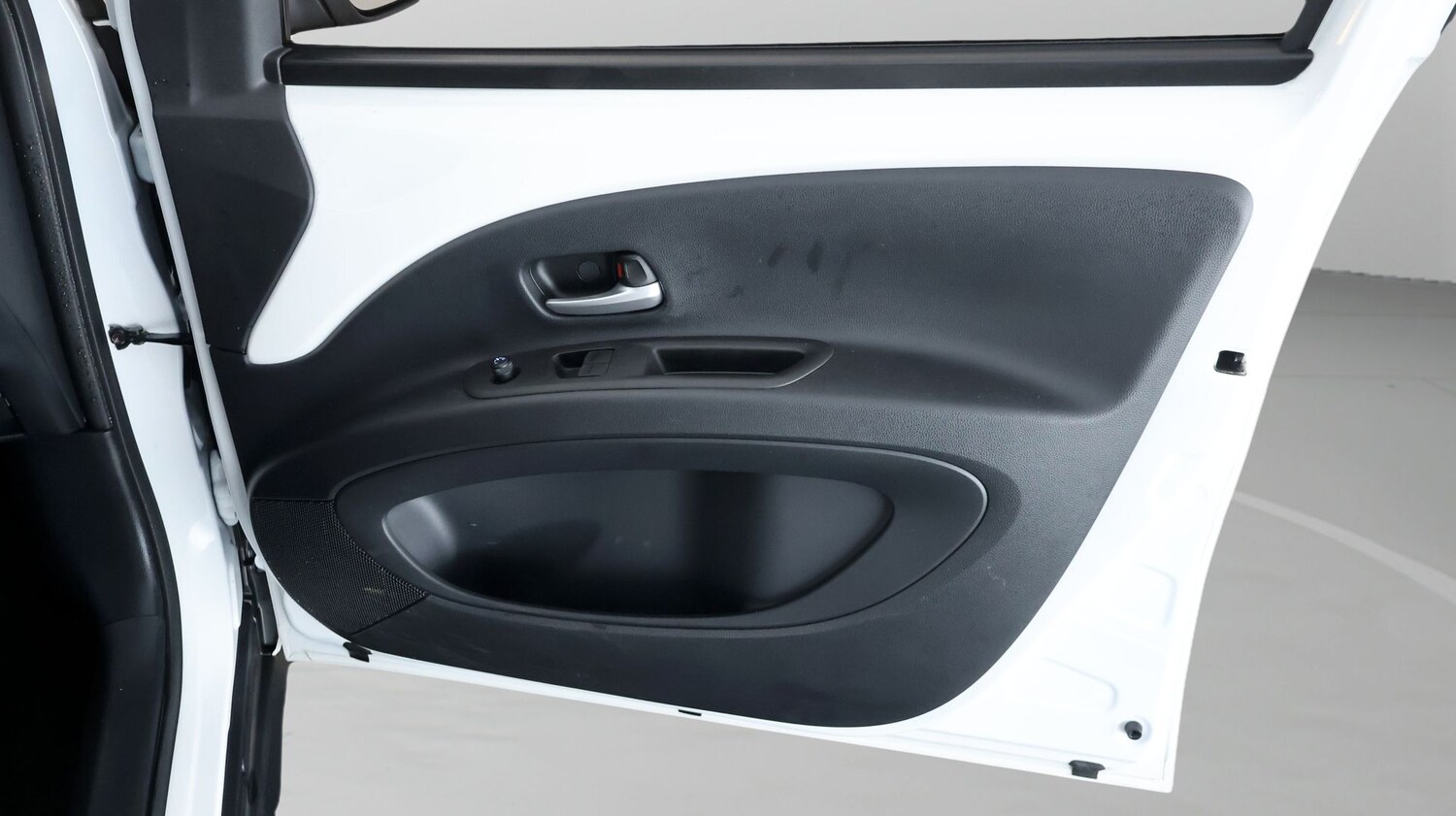 Used Toyota Aygo X 2024 for sale - 77363818: Photo 14