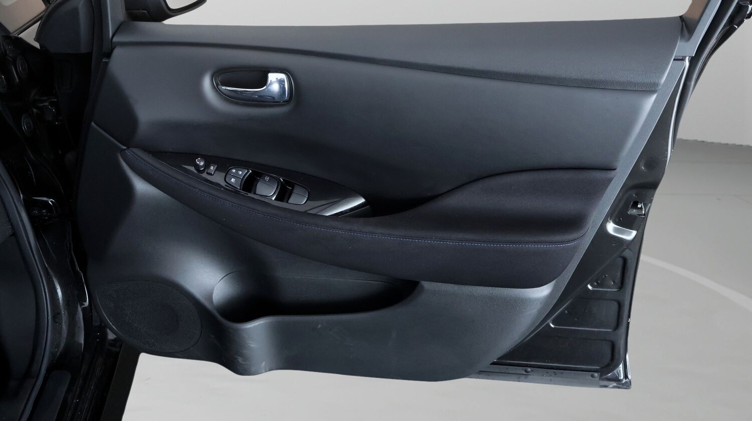 Used Nissan Leaf 2023 for sale - 77711060: Photo 14