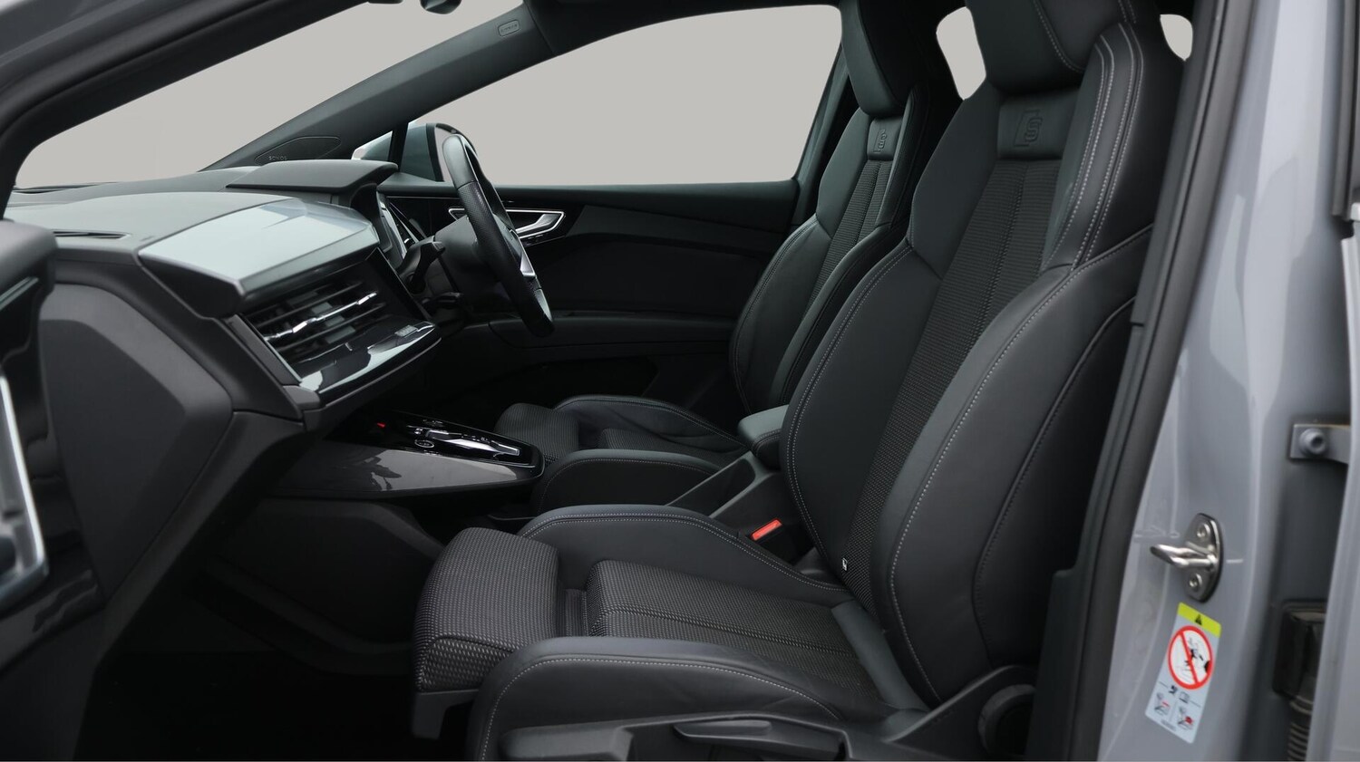 Used Audi Q4 e-tron 2022 for sale - 76484471: Photo 14