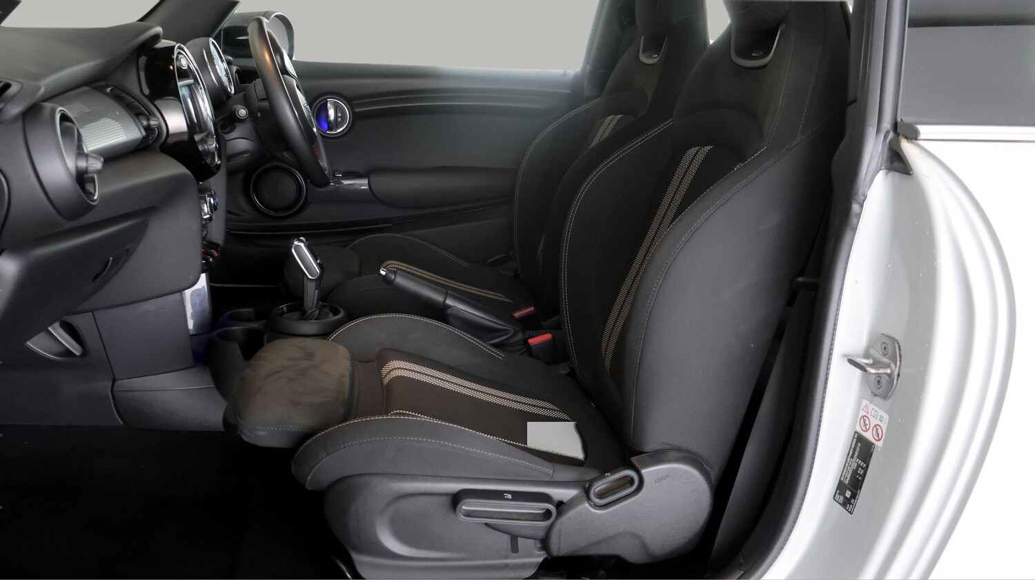 Used MINI Hatch 2020 for sale - 77813002: Photo 14