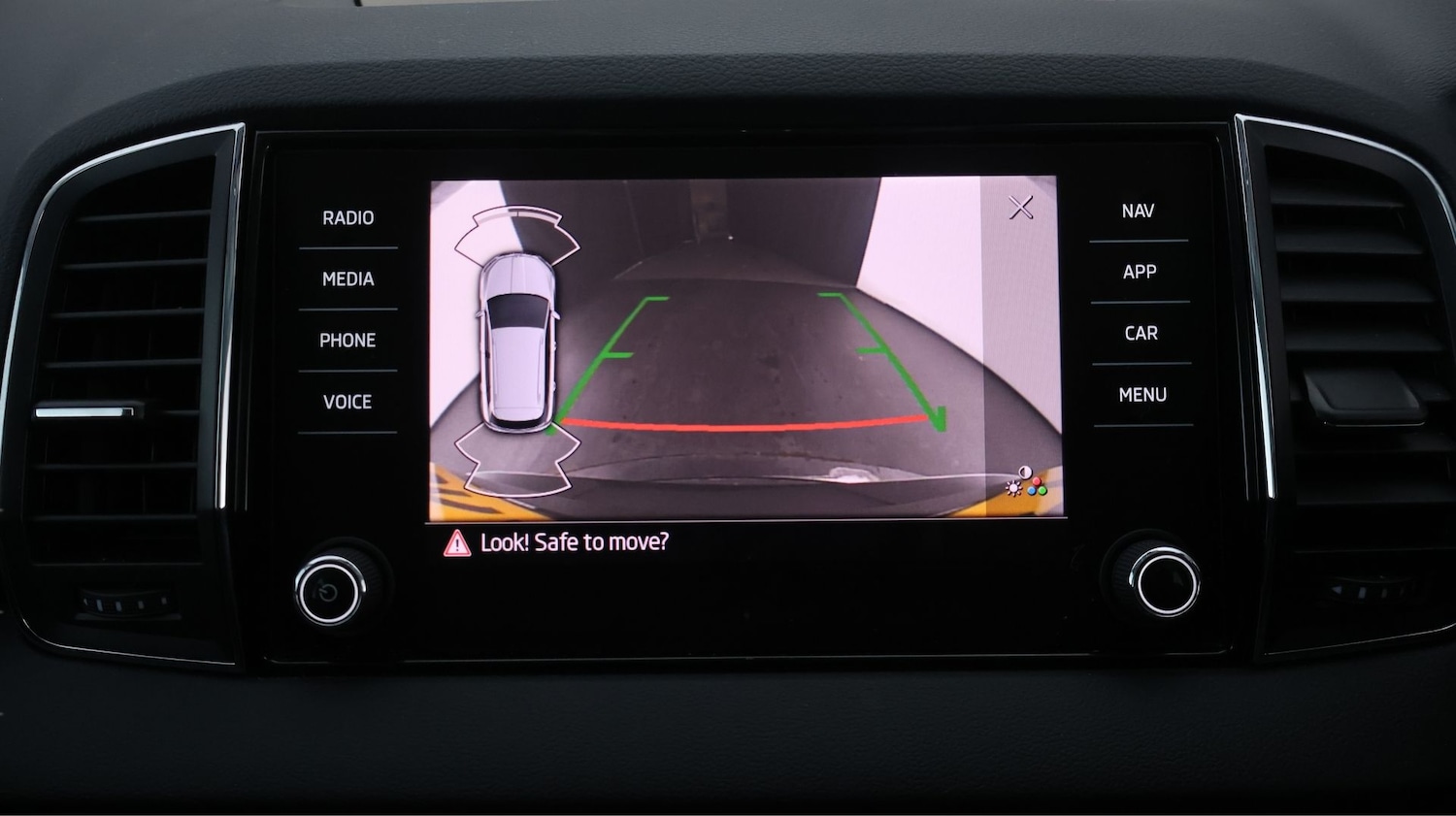 Used Skoda Karoq 2023 for sale - 77737006: Photo 21