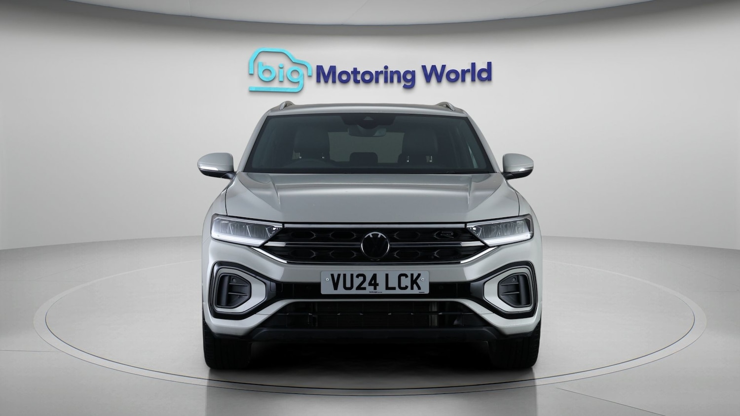 Used Volkswagen T-Roc 2024 for sale - 77976167: Photo 2