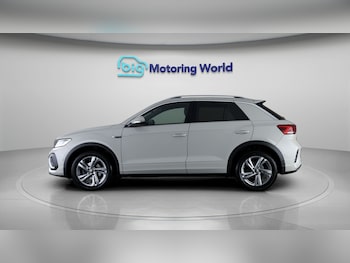 Used Volkswagen T-Roc 2024 for sale - 77976167: Photo