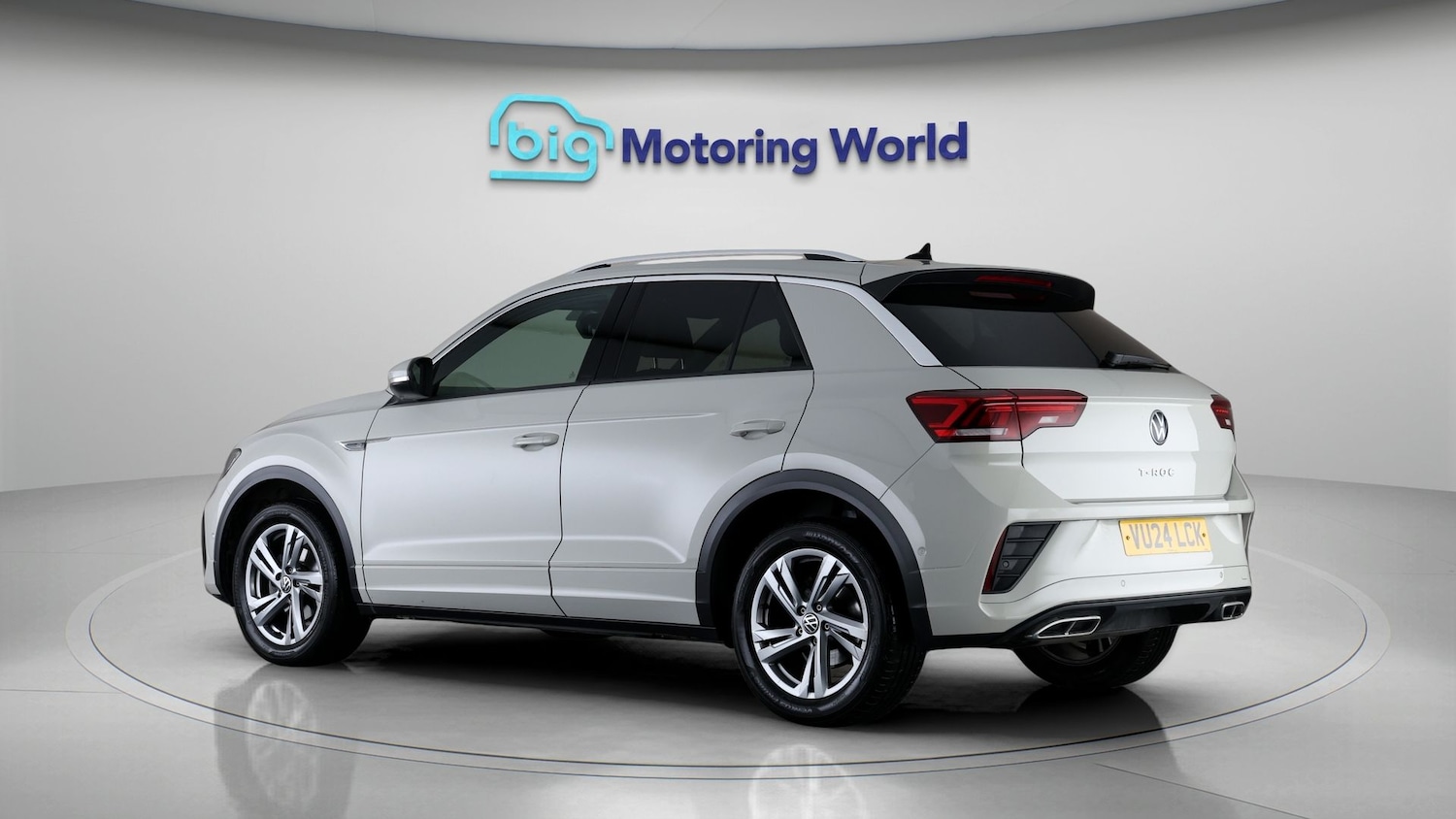 Used Volkswagen T-Roc 2024 for sale - 77976167: Photo 5