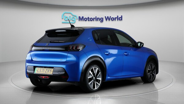 Used Peugeot 208 2021 for sale - 76306480: Photo 8