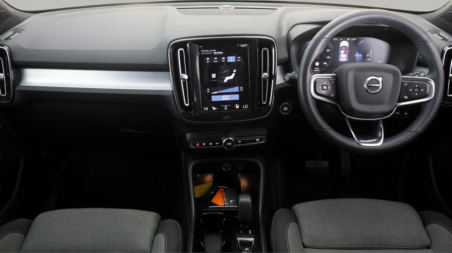 Used Volvo XC40 2023 for sale - 77746669: Photo 12