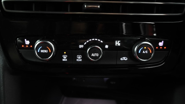 Used Vauxhall Mokka Electric 2023 for sale - 76214539: Photo 13