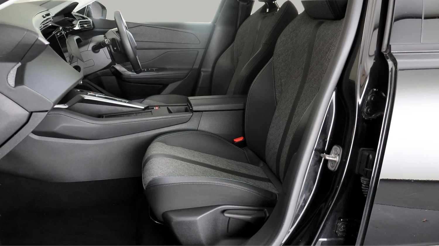 Used Peugeot 408 2024 for sale - 78018151: Photo 13