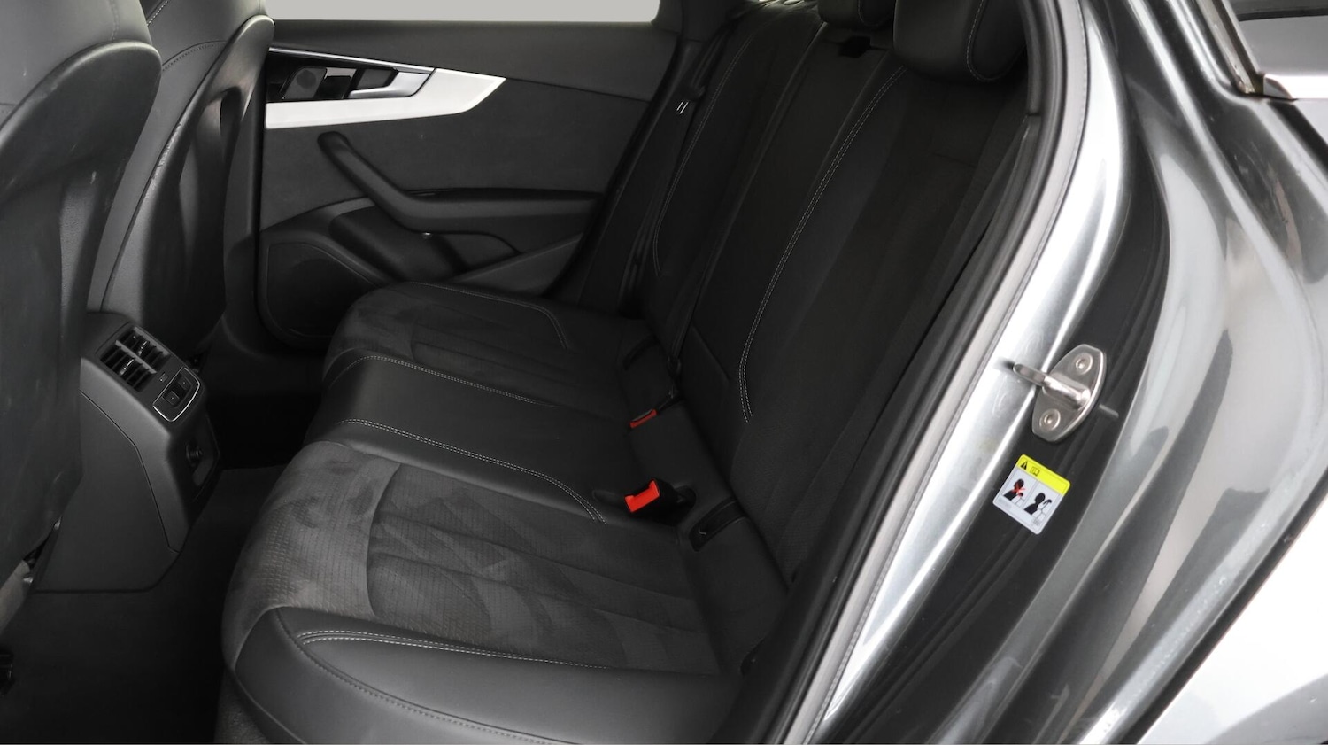 Used Audi A4 Avant 2021 for sale - 76247780: Photo 16