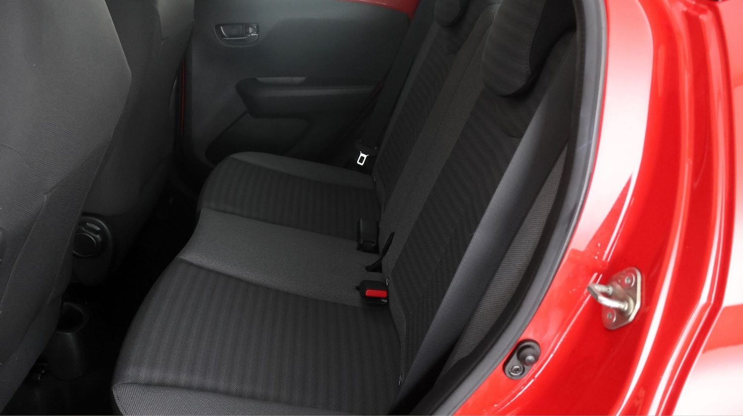 Used Toyota AYGO 2020 for sale - 77252532: Photo 15