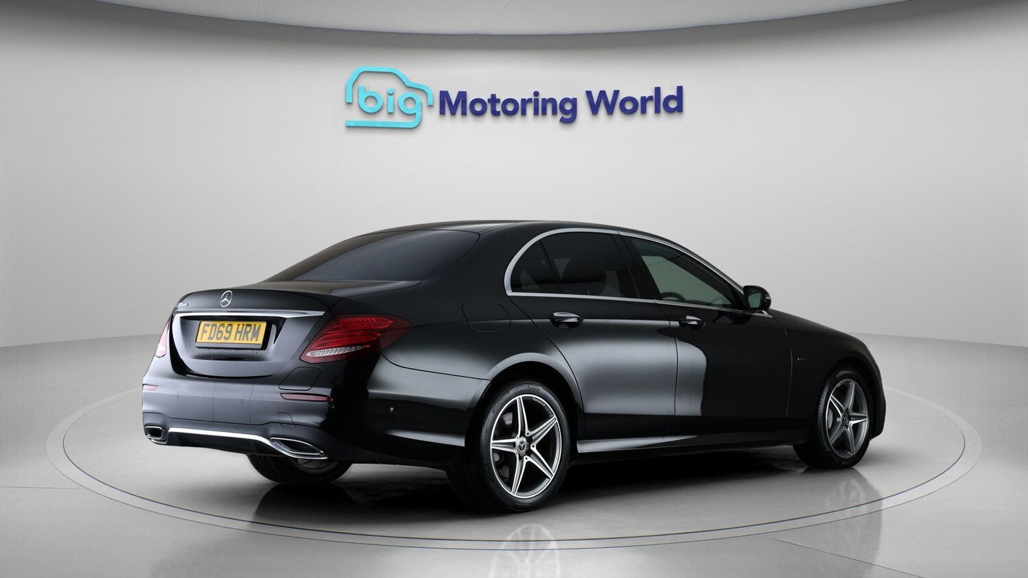 Used Mercedes-Benz E Class for sale - 77216418: Photo 7