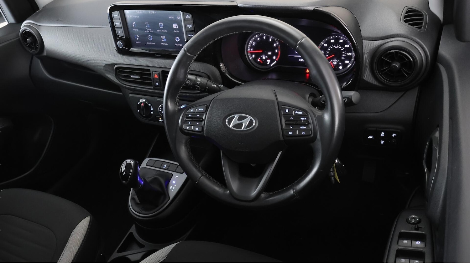 Used Hyundai i10 2022 for sale - 76666702: Photo 10