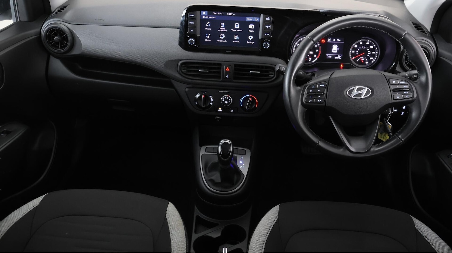 Used Hyundai i10 2022 for sale - 76666702: Photo 14