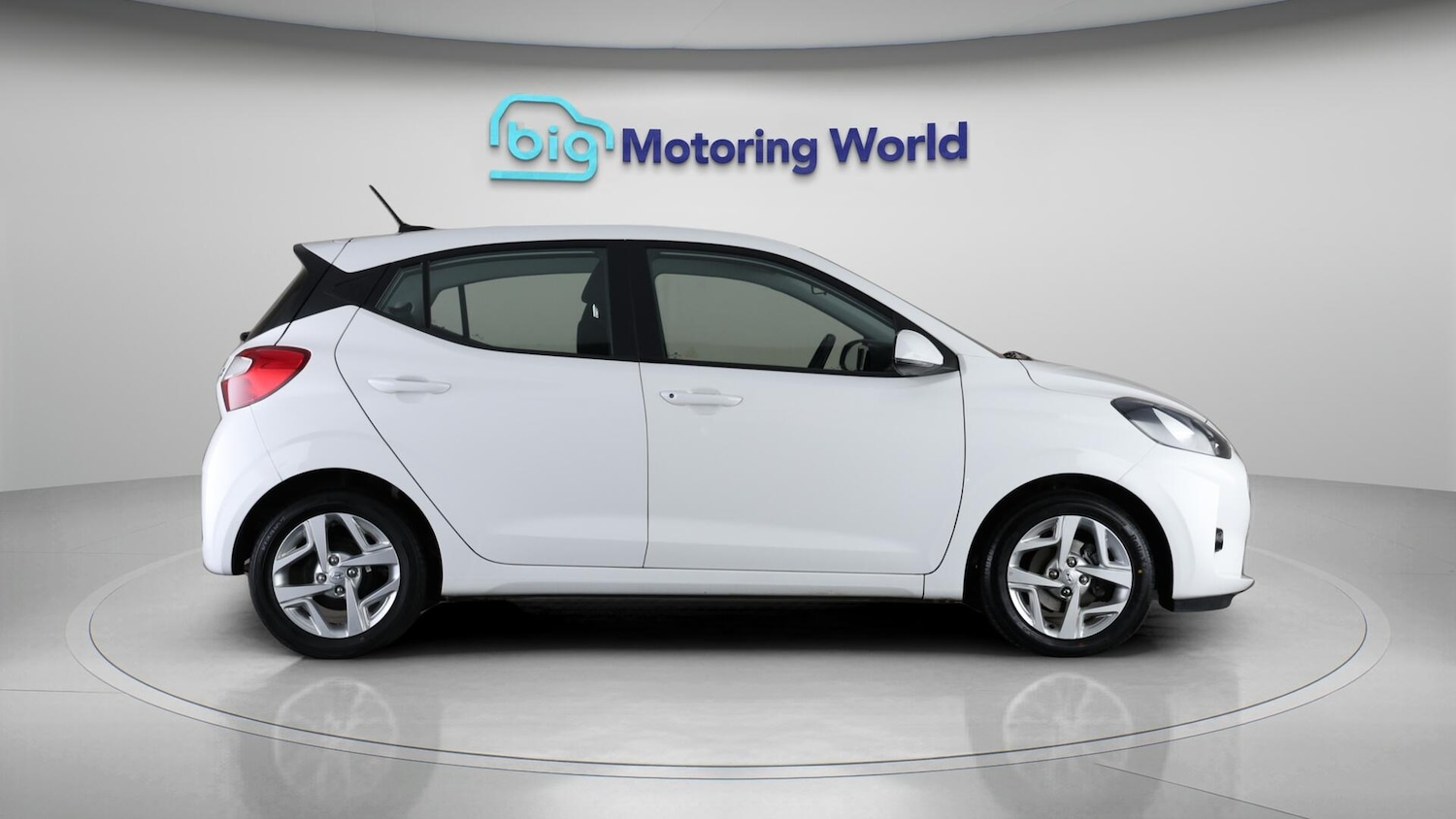 Used Hyundai i10 2022 for sale - 76666702: Photo 9
