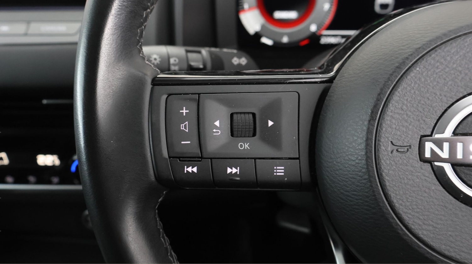 Used Nissan Qashqai 2023 for sale - 77974793: Photo 20