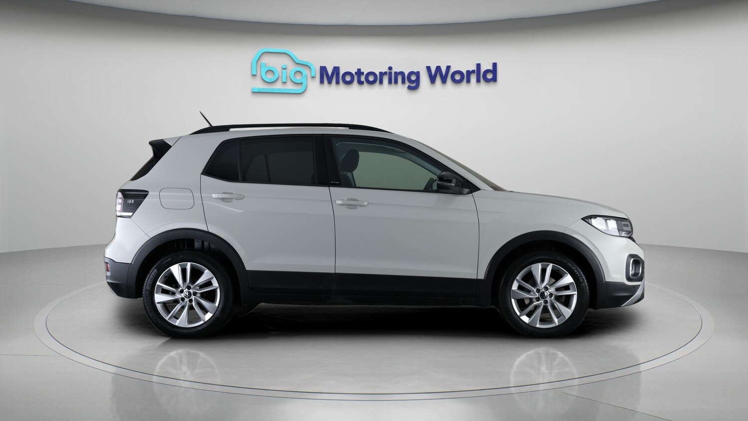 Used Volkswagen T-Cross 2021 for sale - 77465516: Photo 8