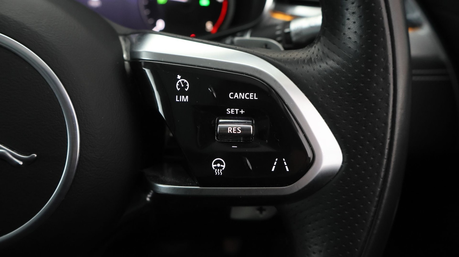 Used Jaguar F-Pace 2022 for sale - 77262086: Photo 21