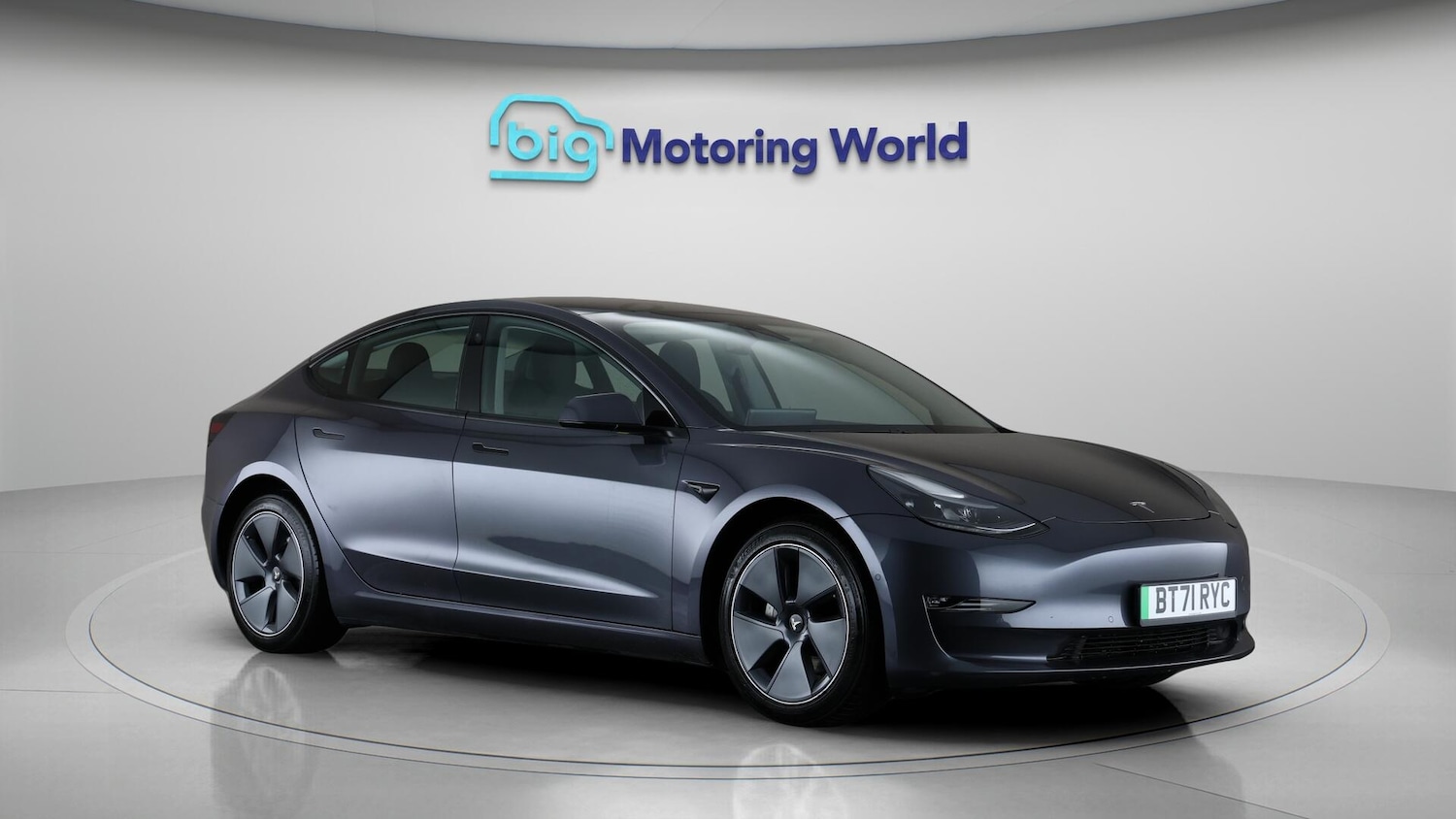 Used Tesla Model 3 2021 for sale - 76166832: Photo 2