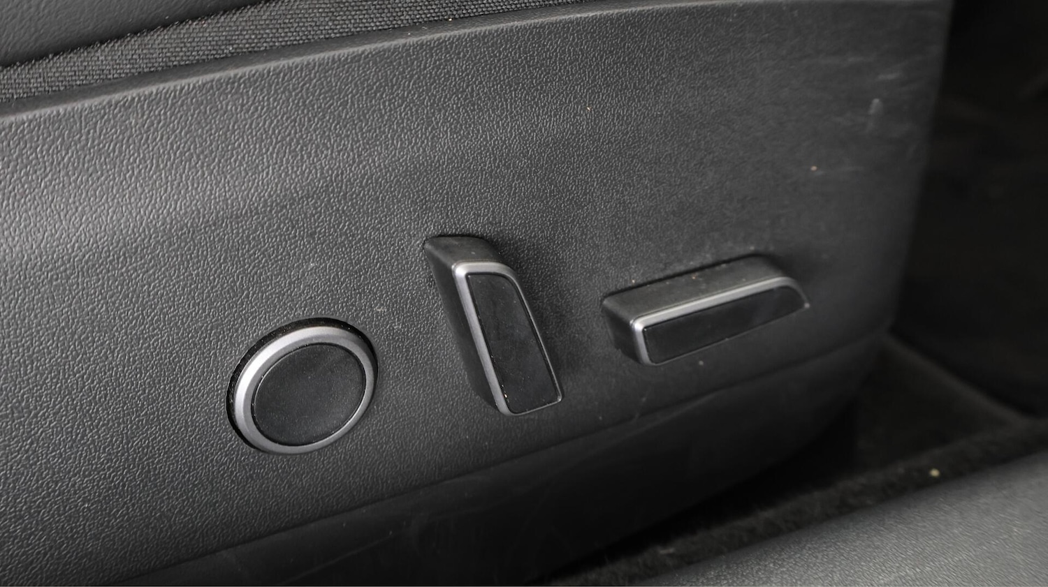 Used Tesla Model 3 2021 for sale - 76166832: Photo 24