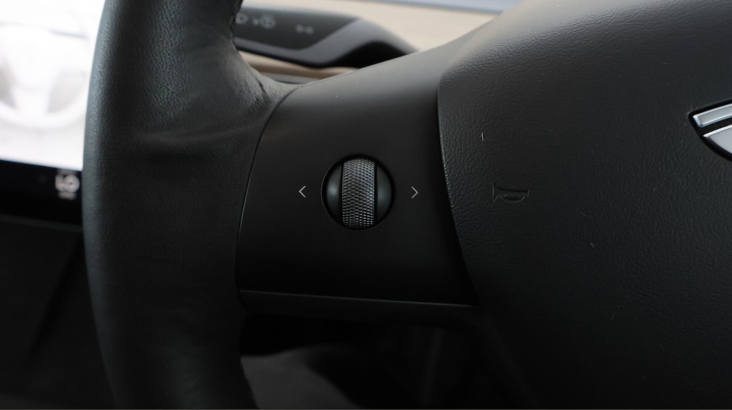 Used Tesla Model 3 2021 for sale - 76166832: Photo 25