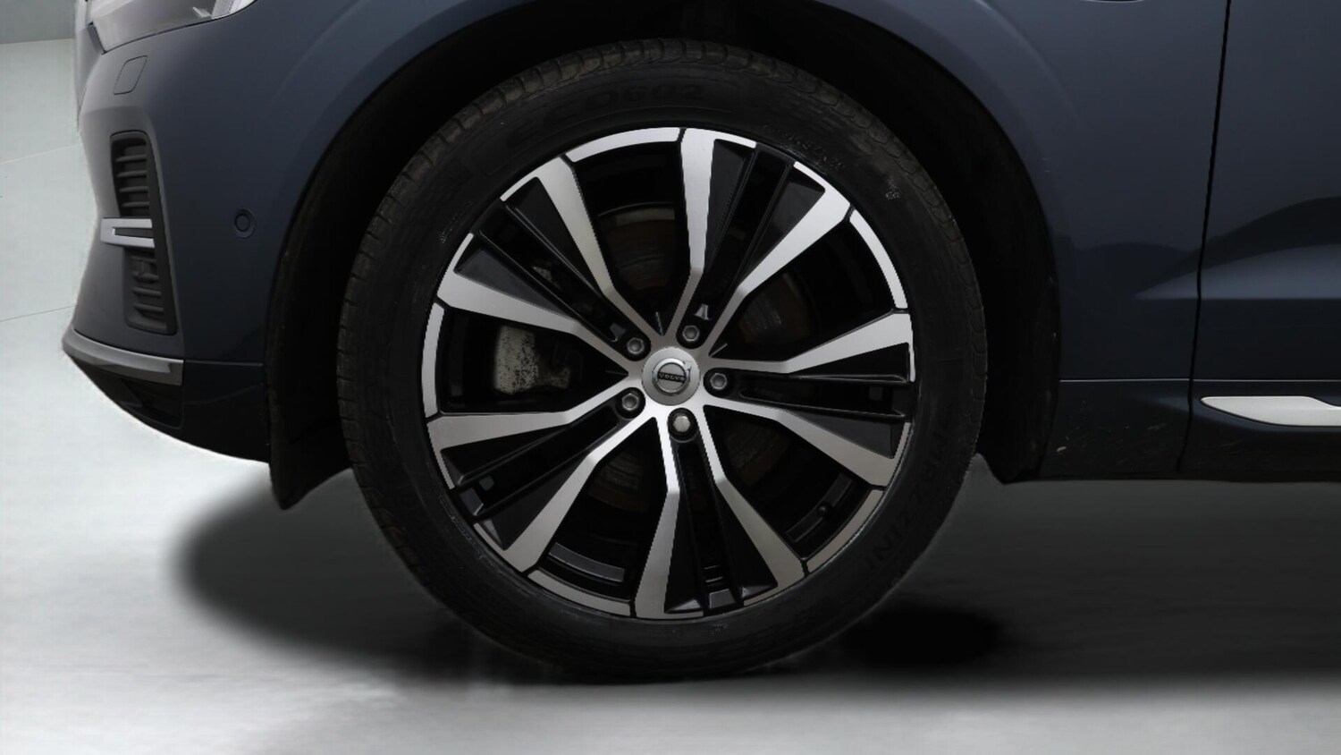 Used Volvo XC60 2023 for sale - 76759629: Photo 19