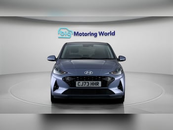 Used Hyundai i10 2023 for sale - 77622291: Photo