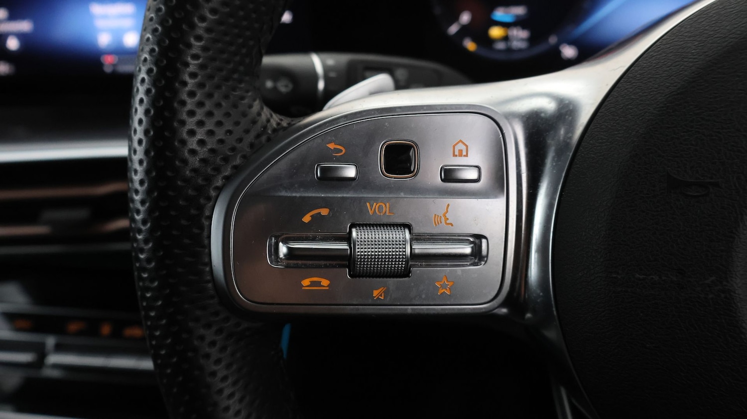 Used Mercedes-Benz EQC 2021 for sale - 77202387: Photo 24