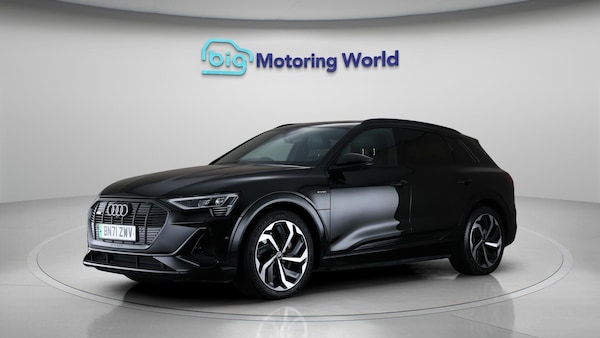 Used Audi e-tron 2021 for sale - 76247036: Photo 4