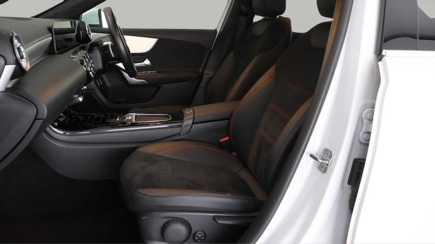 Used Mercedes-Benz A-Class 2023 for sale - 76560872: Photo 14