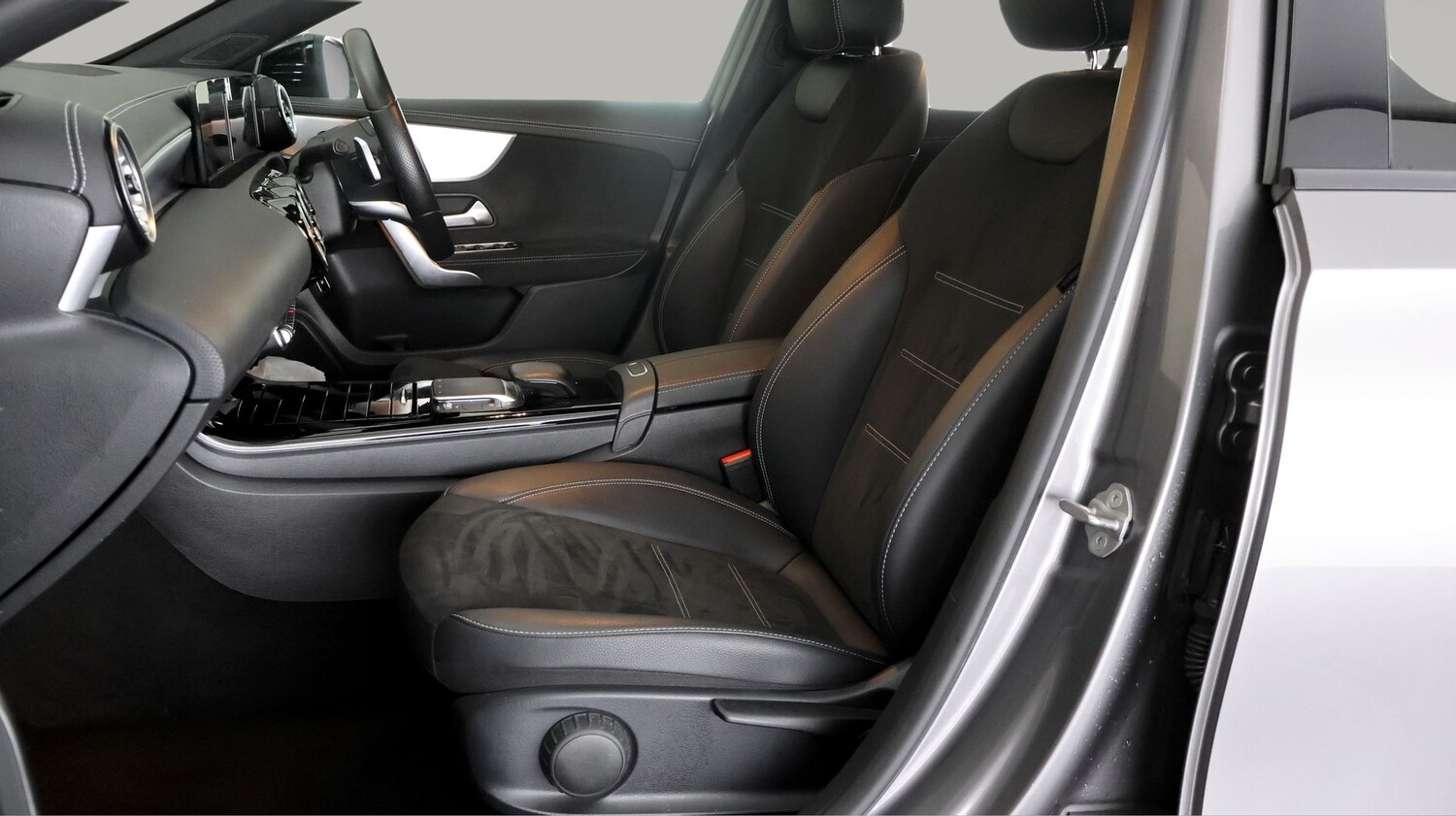 Used Mercedes-Benz A-Class for sale - 77182038: Photo 13