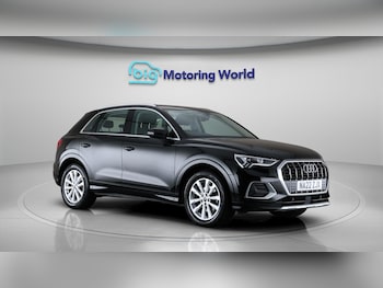 Audi - Q3