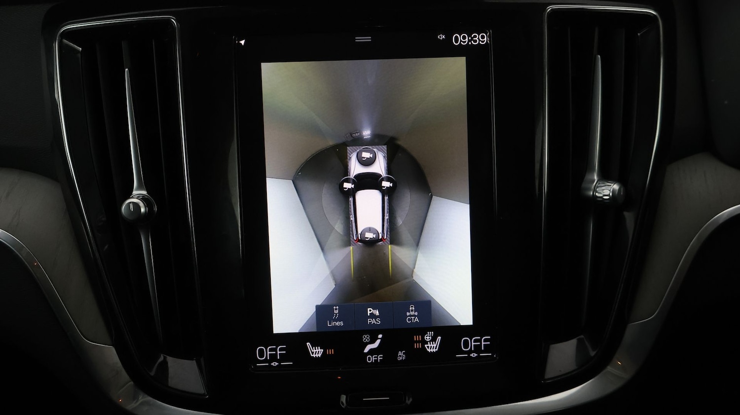 Used Volvo V60 2021 for sale - 77312439: Photo 26