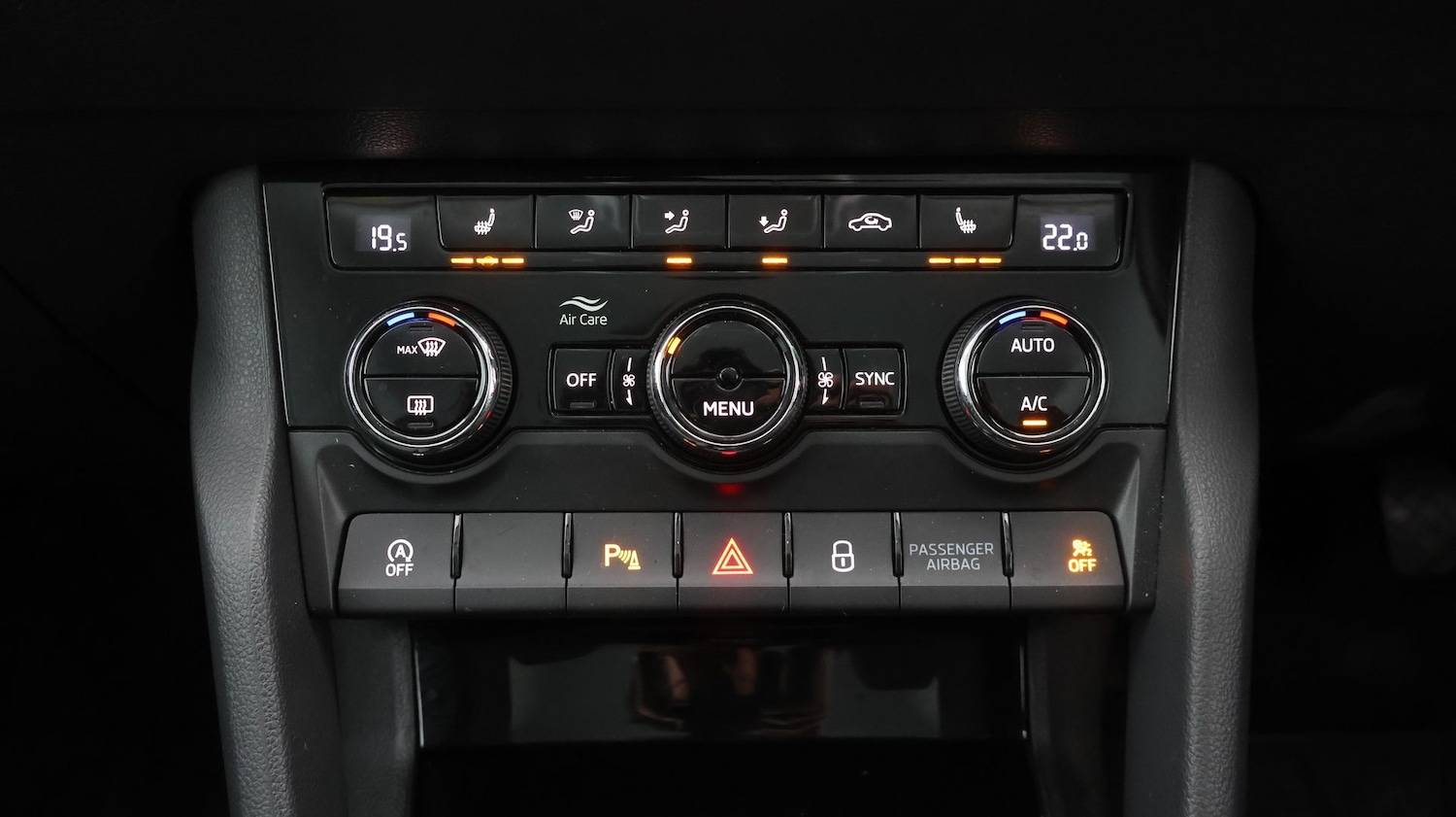 Used Skoda Karoq 2020 for sale - 77563147: Photo 11