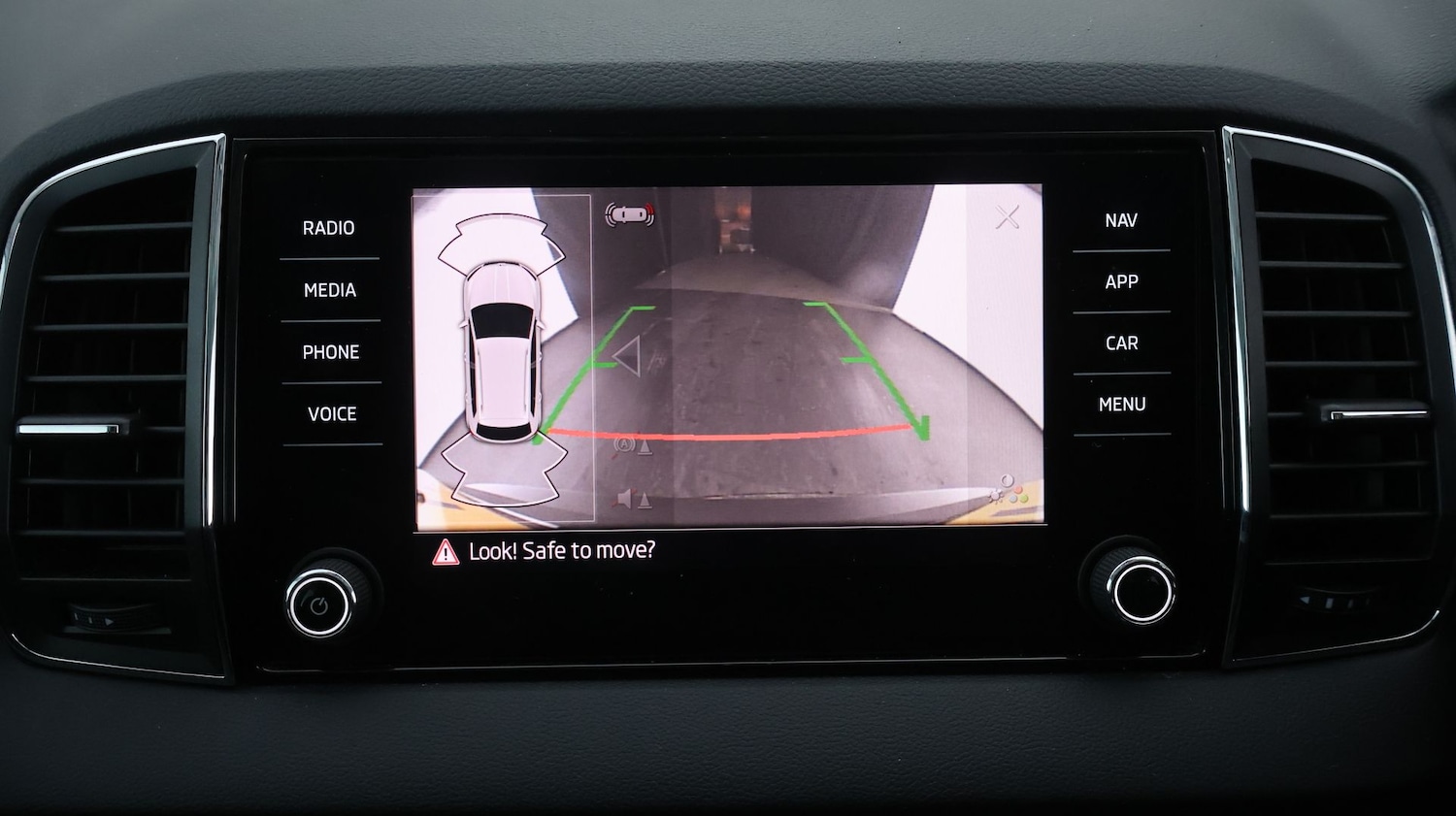 Used Skoda Karoq 2020 for sale - 77563147: Photo 23