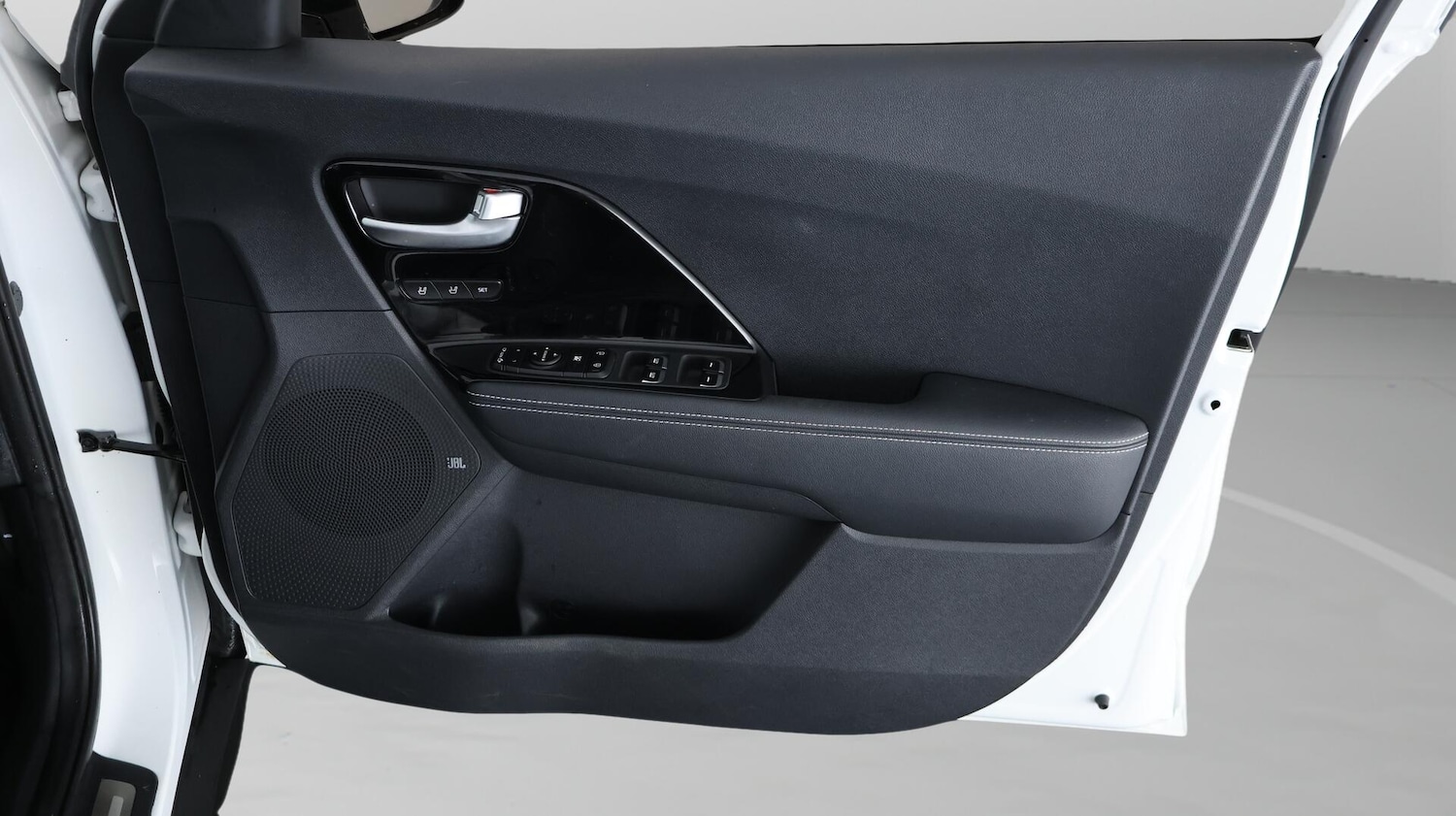 Used Kia Niro 2021 for sale - 76059603: Photo 15
