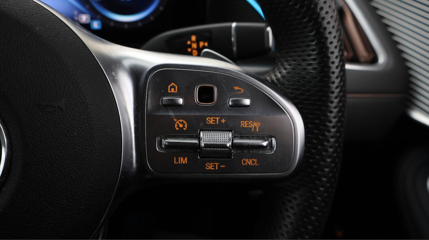 Used Mercedes-Benz EQC 2022 for sale - 76585326: Photo 25