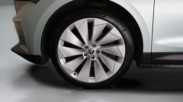 Used Skoda Enyaq 2021 for sale - 76283677: Photo 19
