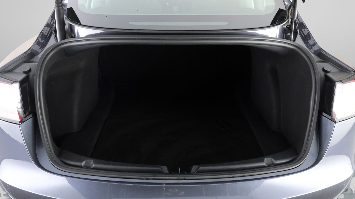 Used Tesla Model 3 2021 for sale - 77201672: Photo 17