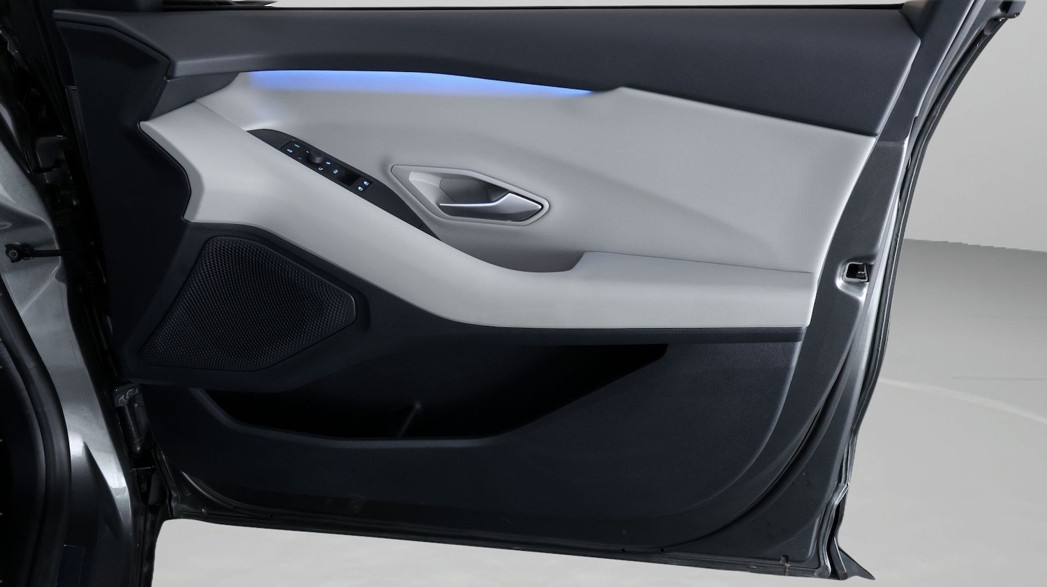 Used Ford Explorer 2025 for sale - 77285997: Photo 15