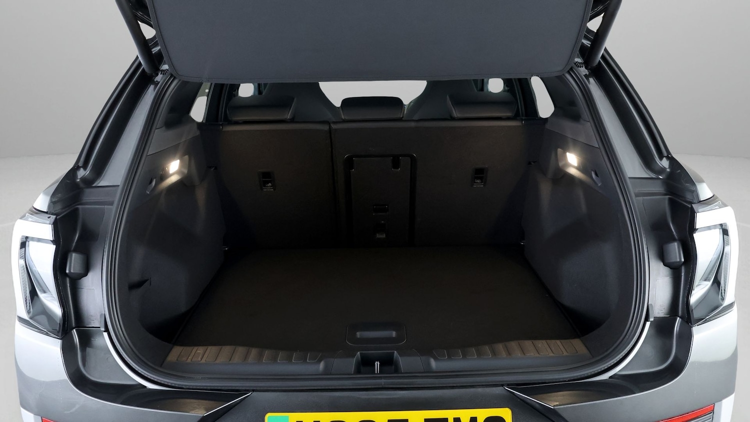 Used Ford Explorer 2025 for sale - 77285997: Photo 17