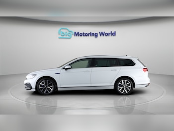 Used Volkswagen Passat 2023 for sale - 79482681: Photo