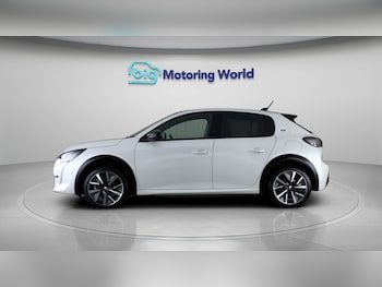 Used Peugeot E-208 2022 for sale - 79091851: Photo