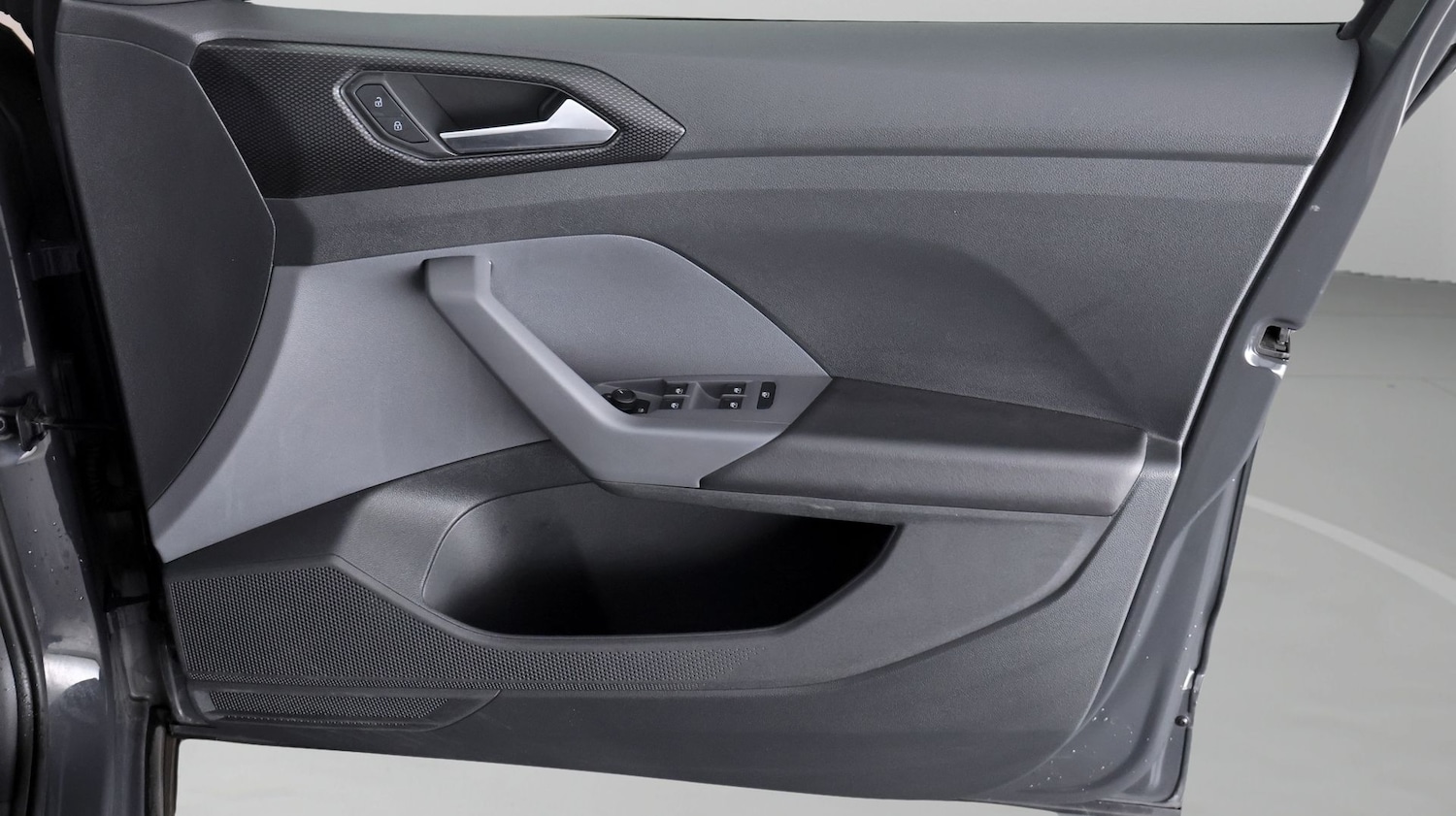 Used Volkswagen T-Cross 2021 for sale - 77880875: Photo 14