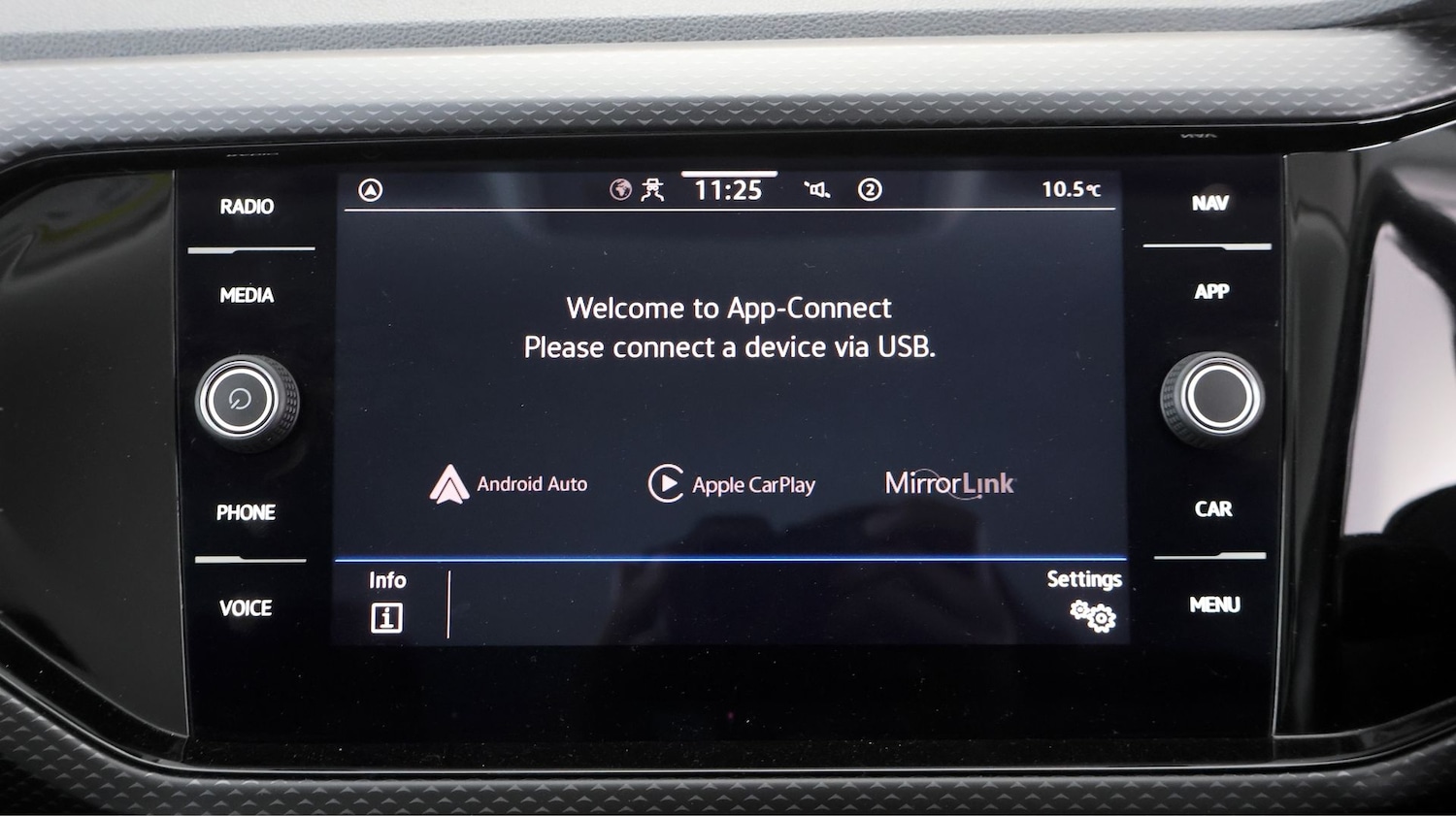 Used Volkswagen T-Cross 2021 for sale - 77880875: Photo 23