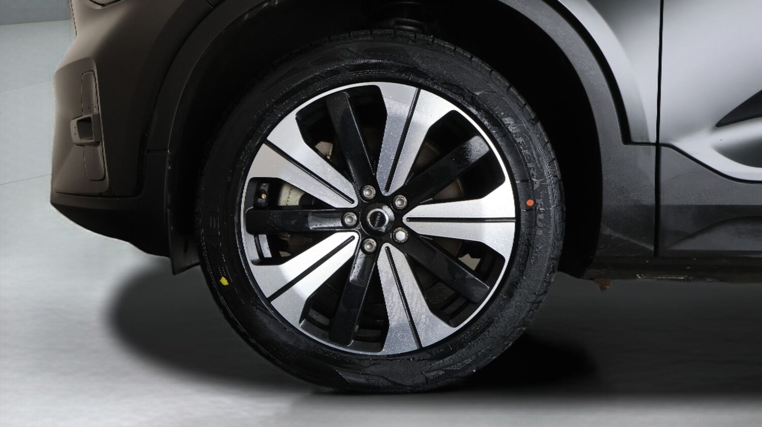 Used Volvo XC40 2023 for sale - 77746090: Photo 18