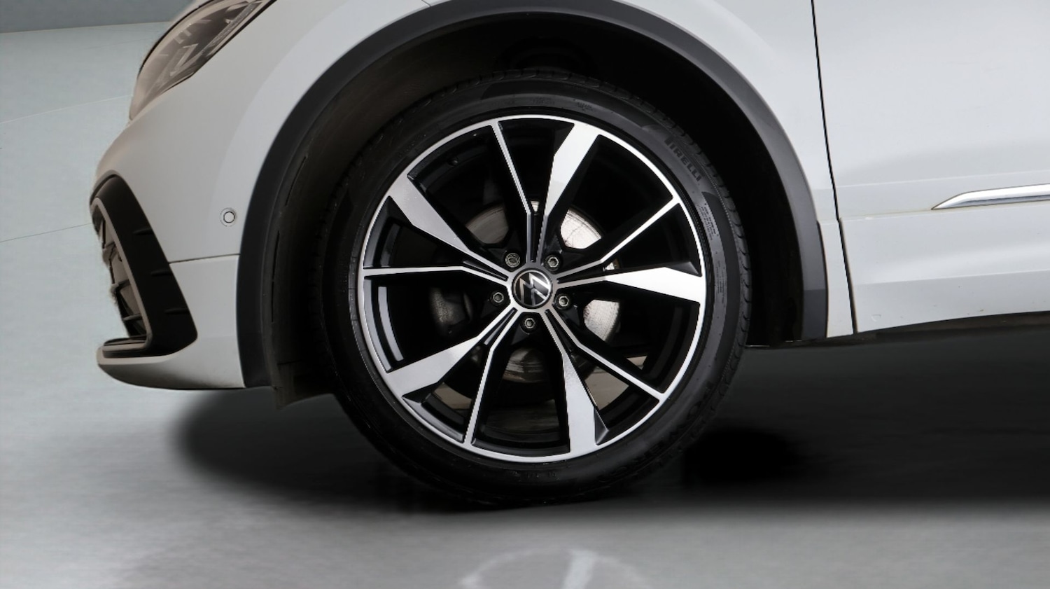 Used Volkswagen Tiguan 2023 for sale - 77617624: Photo 18