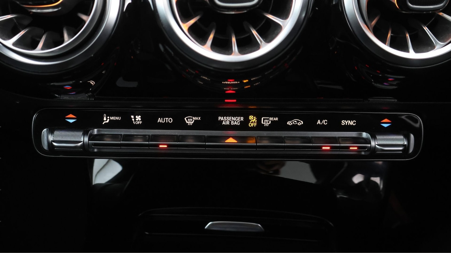 Used Mercedes-Benz CLA 2021 for sale - 77493247: Photo 12