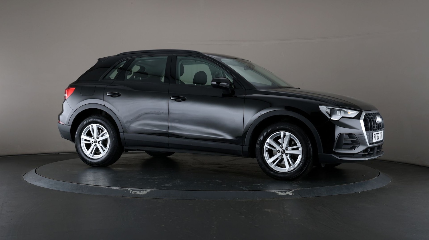 Used Audi Q3 for sale - 76810329: Photo 50