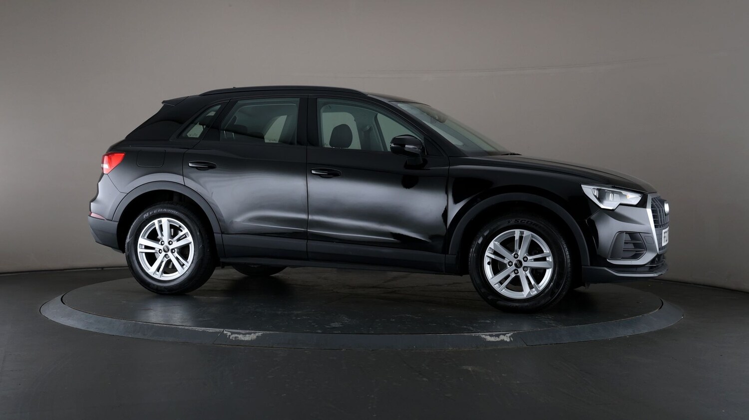 Used Audi Q3 for sale - 76810329: Photo 52